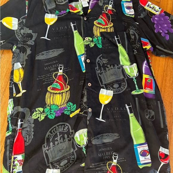 Mens Cherokee Waikiki Wear Wine Print Hawaiian Shirt Size Large - Picture 3 of 8